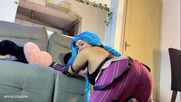 Cosplay Nua Sentindo a Piroca