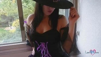 Ninfeta Branquinha em Sexo Amador Fantasiada