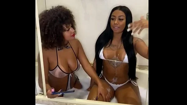 Transando com a acompanhante Pocahontas de BH