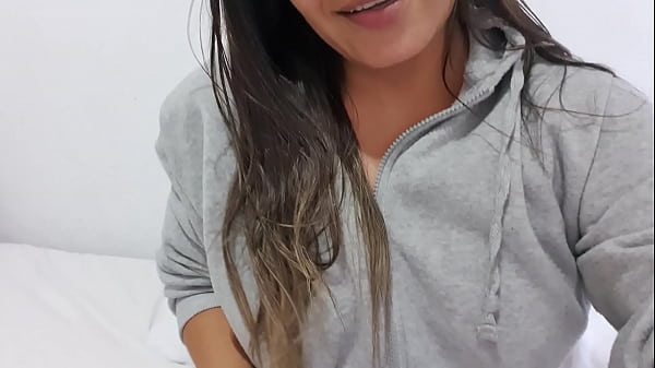 Loirinha safada em cena quente